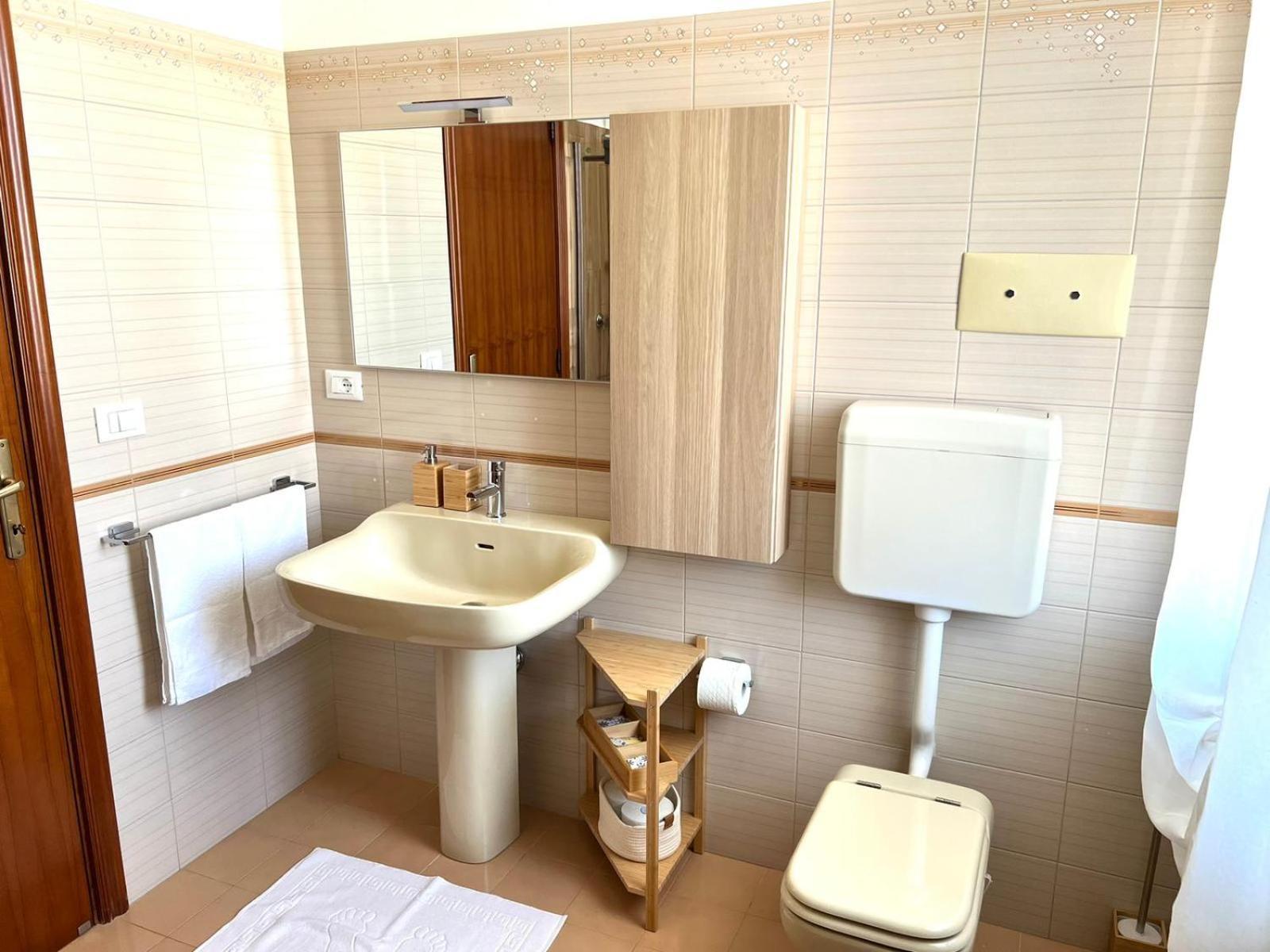 Montesilvano Marina Damadimare Casa Vacanze מראה חיצוני תמונה